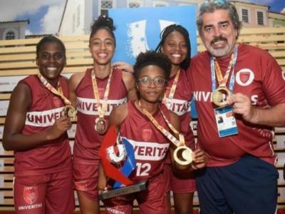 Atletas da UNIVERITAS participam dos Jogos Universitário Brasileiros  